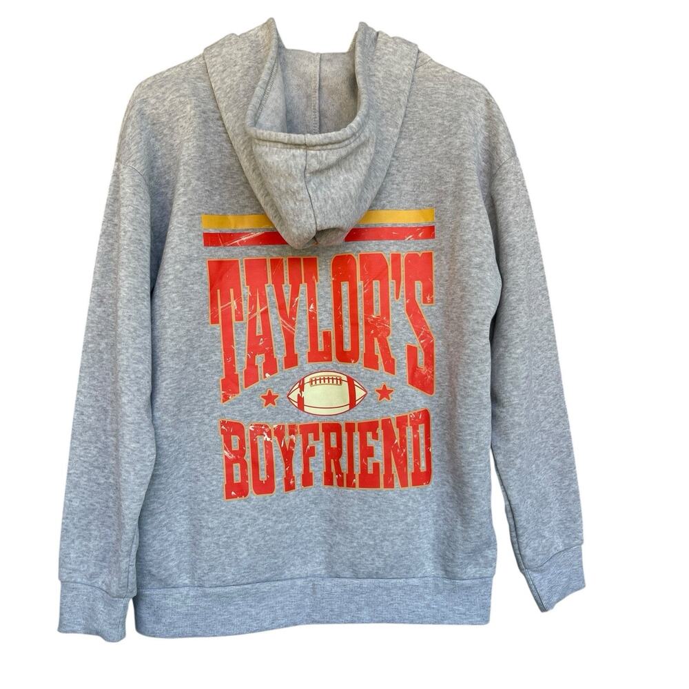 Taylor’s Boyfriend Hoodie Womens Medium Gray Football‎ Swiftie Kelce Novelty